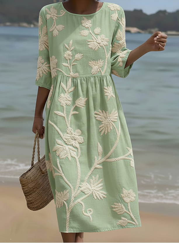 Vestido Floral Bordado Verde Menta